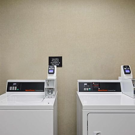 塞尔玛汉普顿酒店 外观 照片